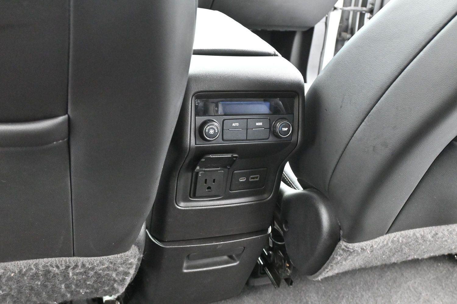Used 2020 Quicksilver Metallic GMC SLT image 31