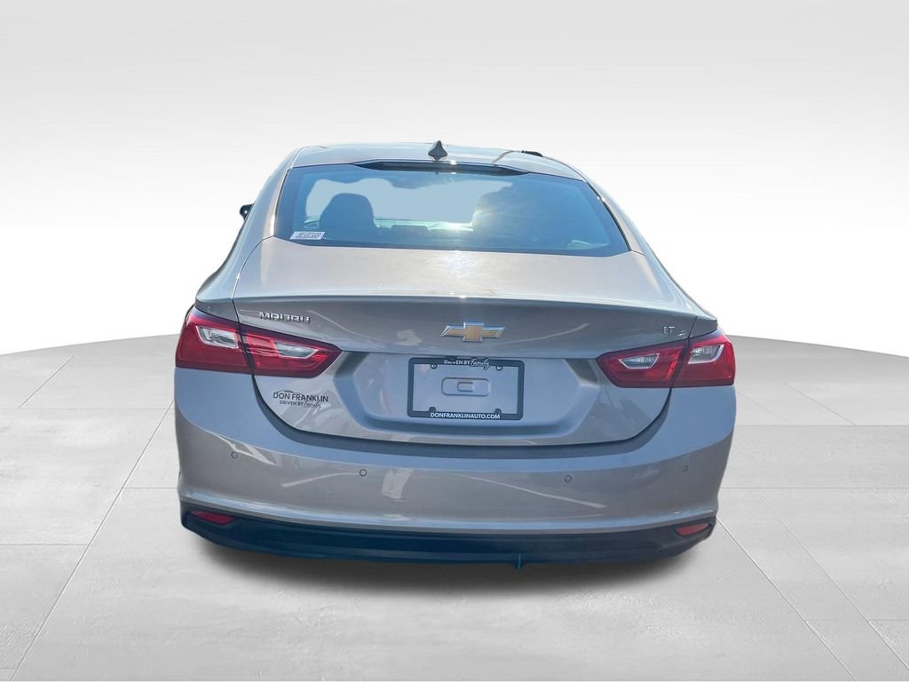 Used 2025 Gray Chevrolet LT image 4