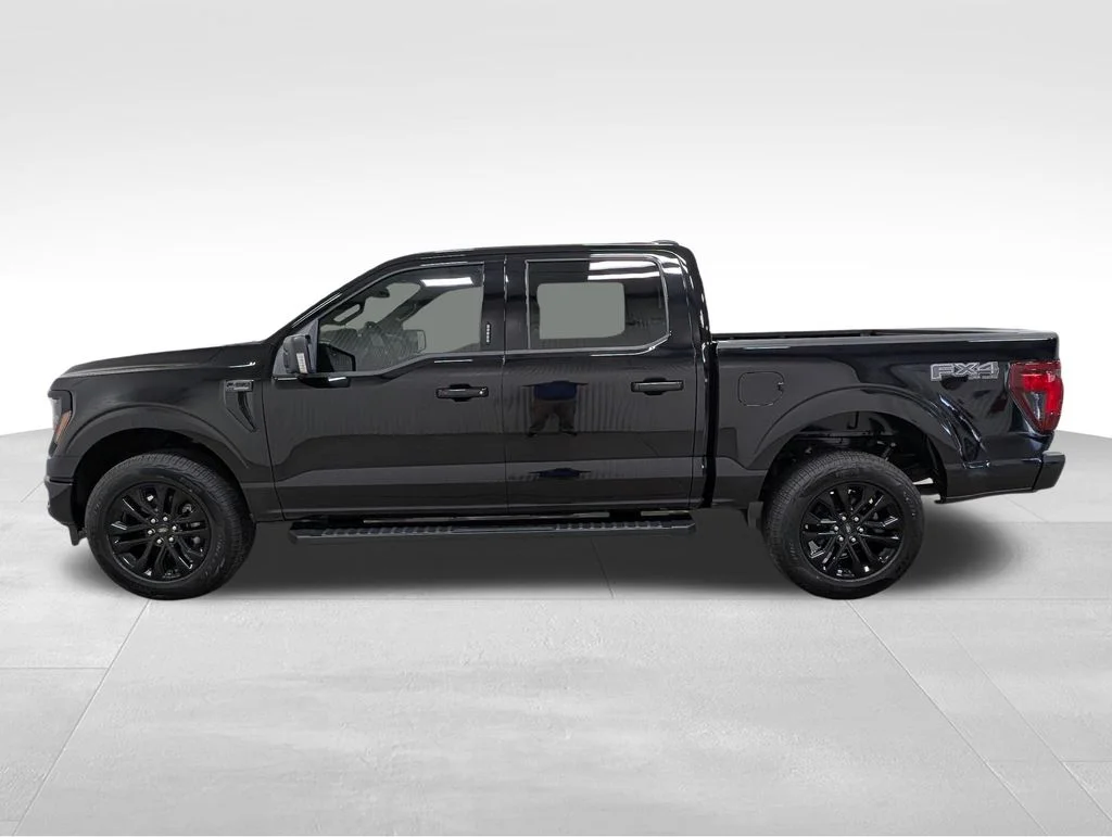New 2026 Agate Black Metallic Ford XLT image 1