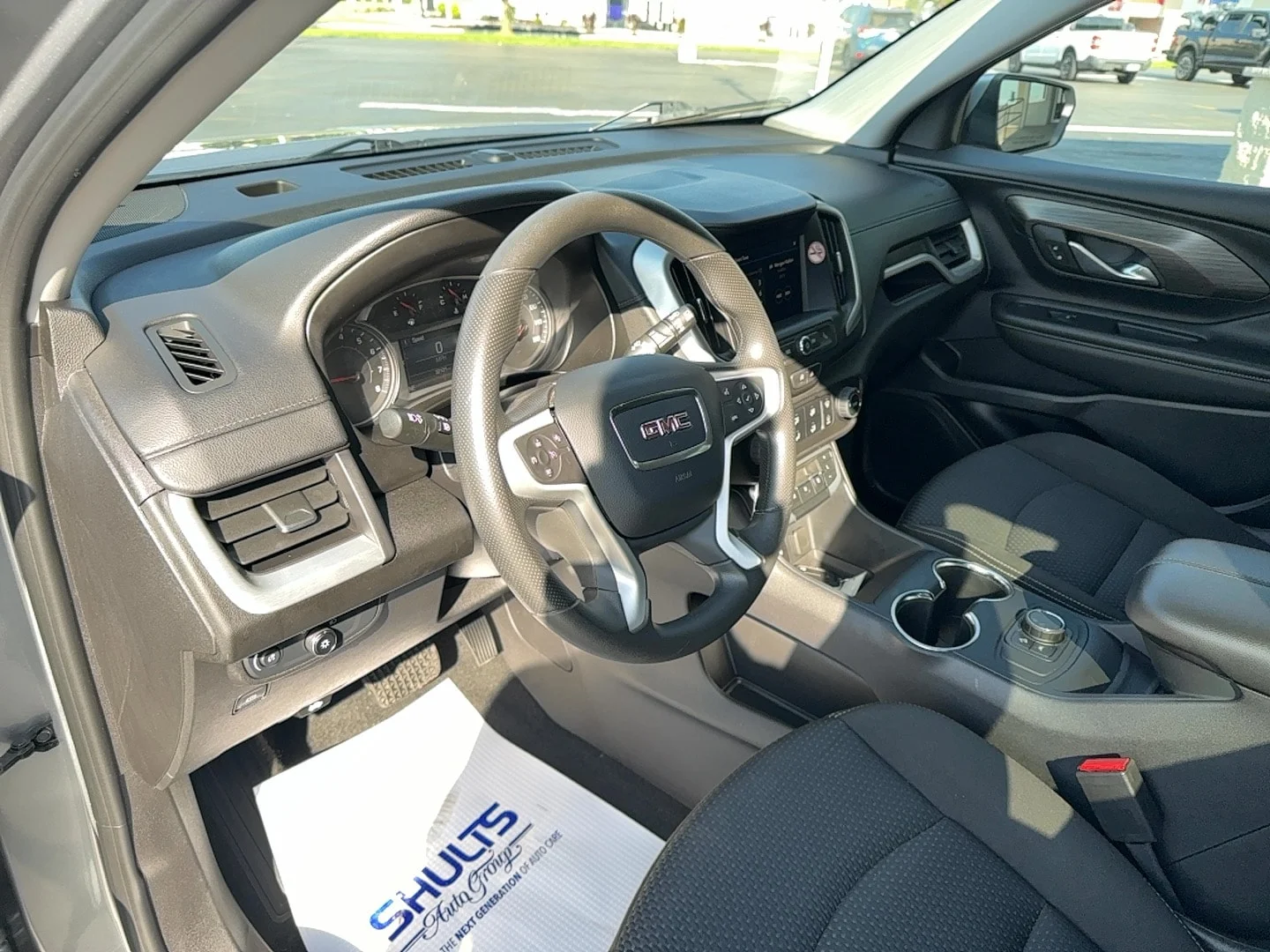 Used 2024 Sterling Metallic GMC SLE image 9