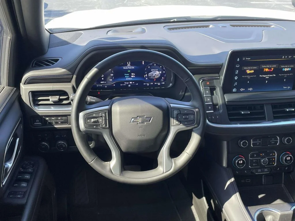 Used 2024 Summit White Chevrolet Z71 image 17
