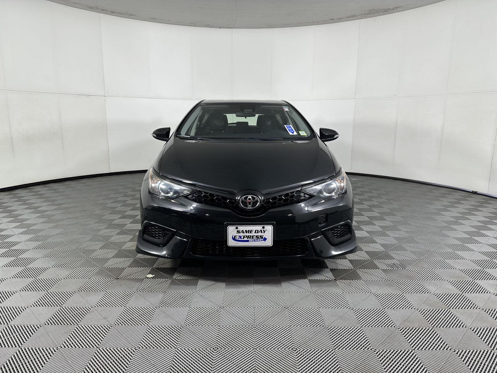 Used 2017 Black Sand Pearl Toyota  image 17