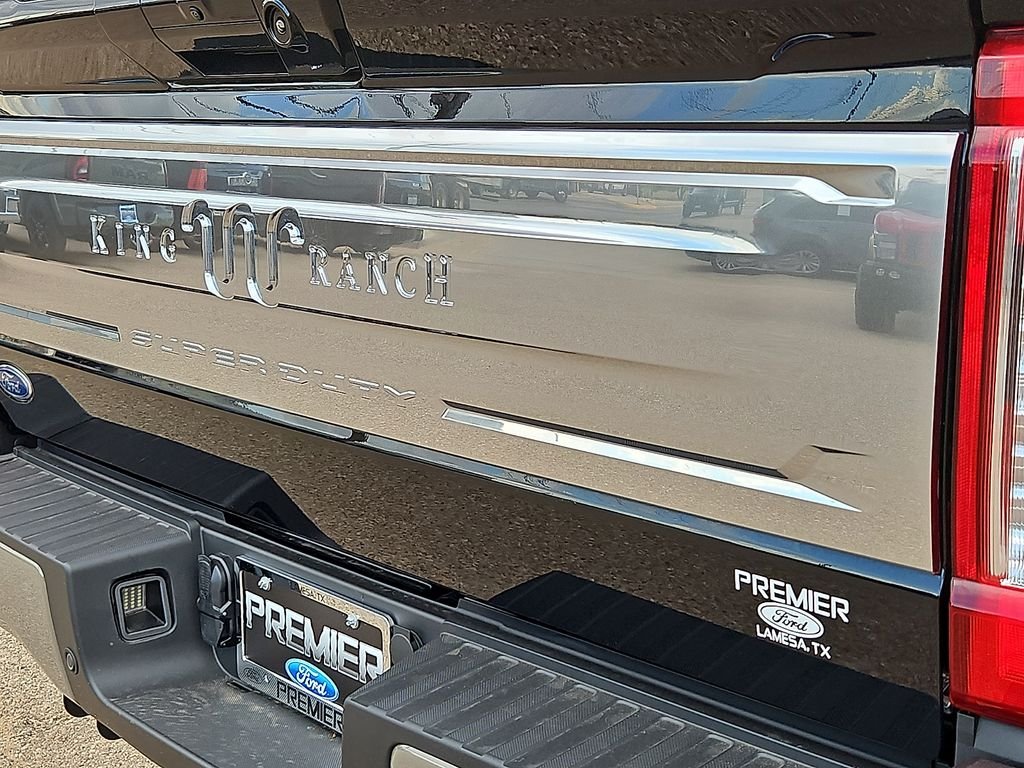 Used 2026 Agate Black Metallic Ford King Ranch image 15