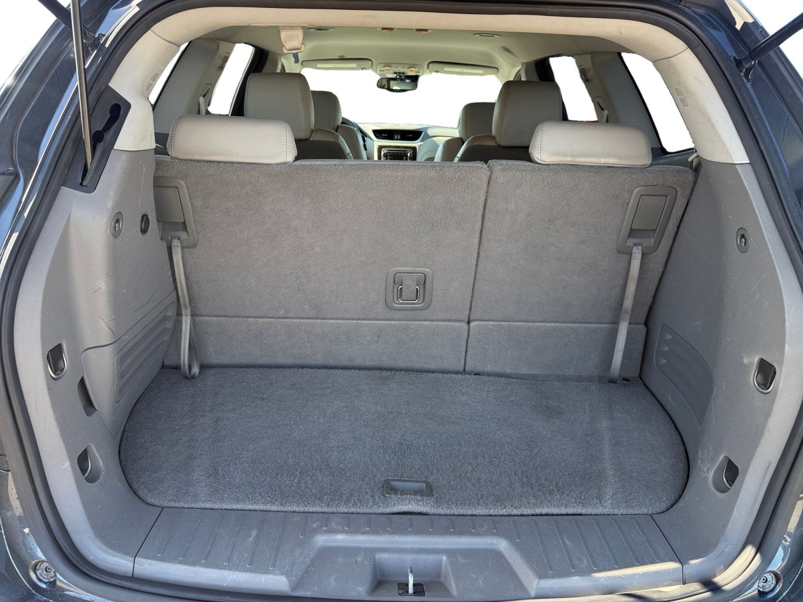 Used 2014 Cyber Gray Metallic Chevrolet LTZ image 17