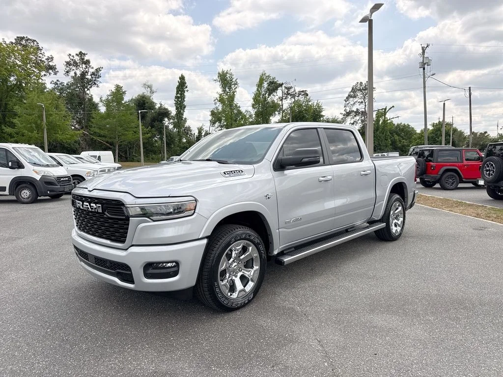 New 2026 Silver Zynith Exterior Paint RAM Big Horn/Lone Star image 7