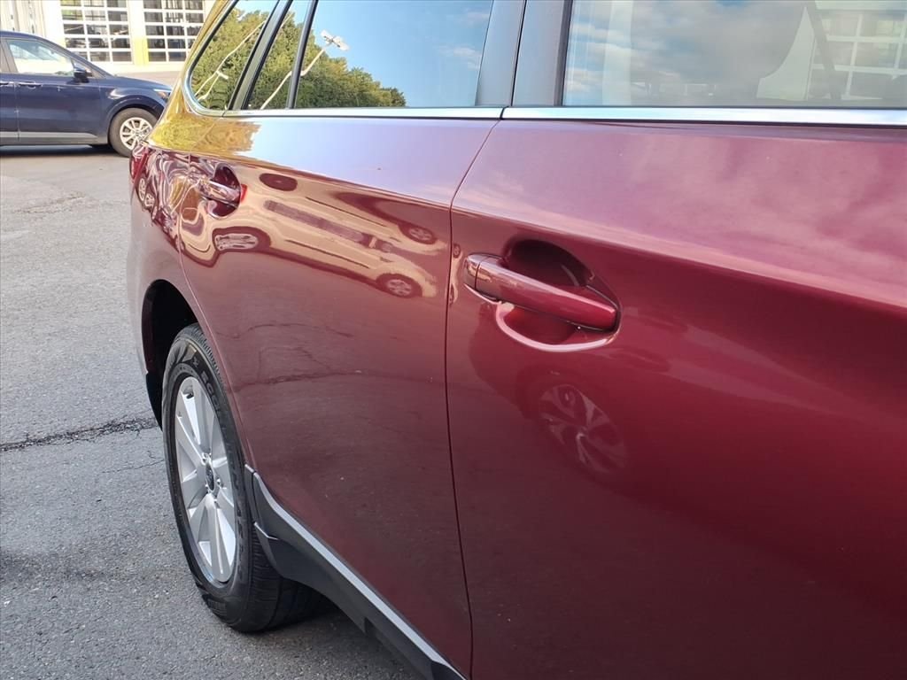 Used 2019 Red Subaru 2.5i Premium image 6
