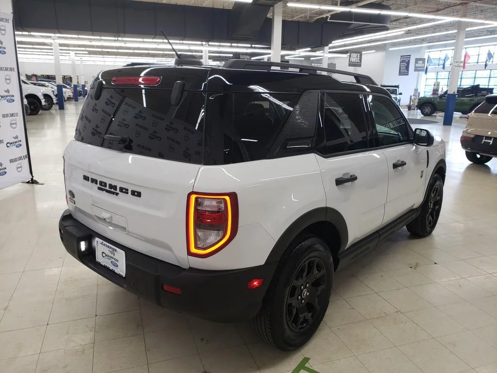 Certified Used 2025 Oxford White Ford Big Bend image 9