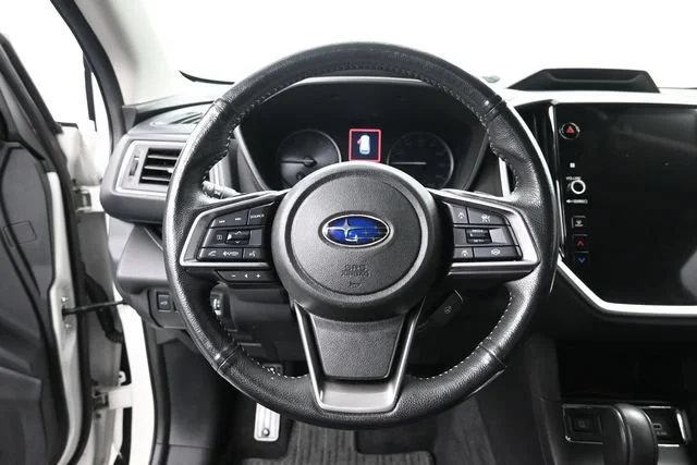 Used 2023 Crystal White Pea Subaru Limited image 14