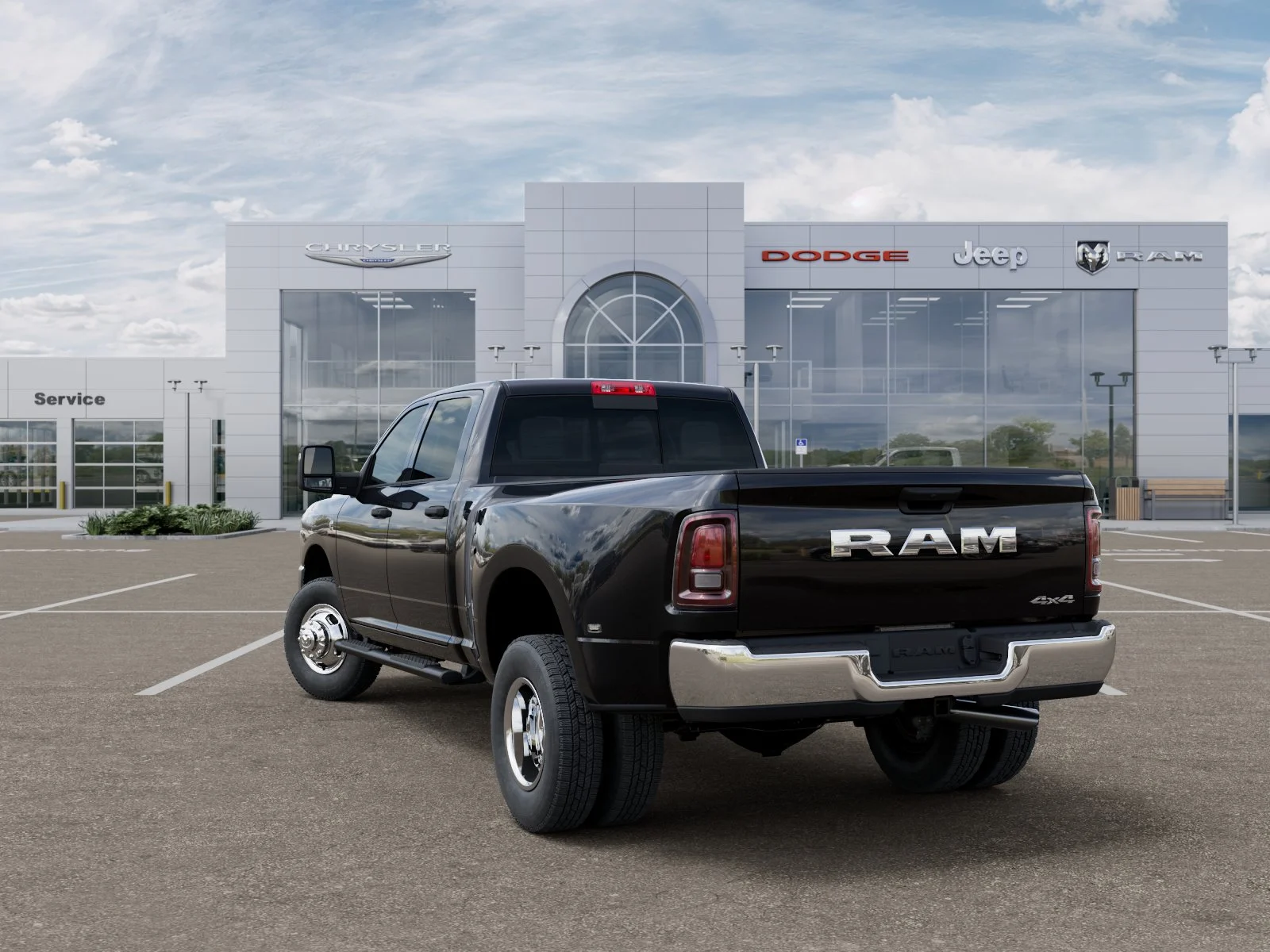 New 2026 Diamond Black Crystal Pearl-Coat Exterior Paint RAM Tradesman image 3