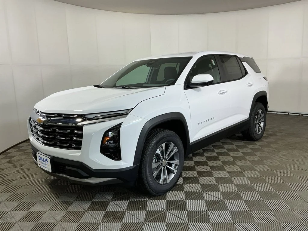 New 2027 Summit White Chevrolet LT image 3