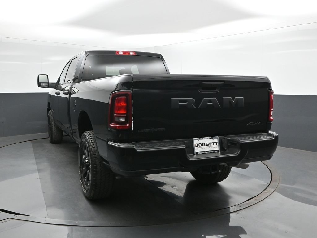 New 2026 Diamond Black Crystal Pearl-Coat Exterior Paint RAM Big Horn image 8