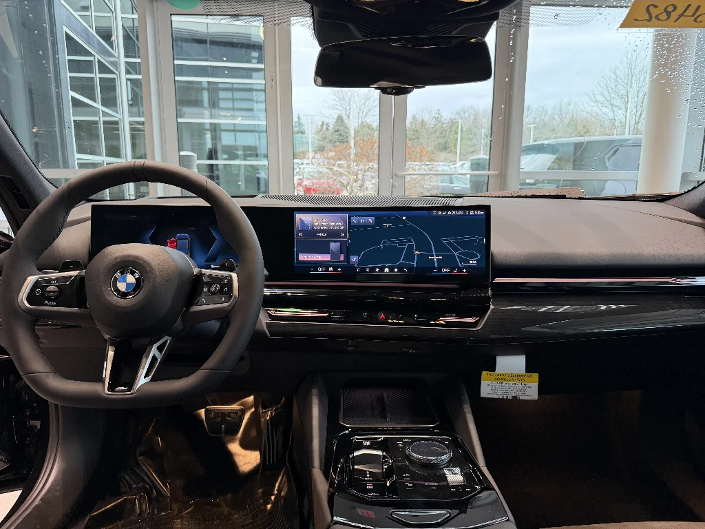 New 2026 Black Sapphire Metallic BMW 530i xDrive image 15