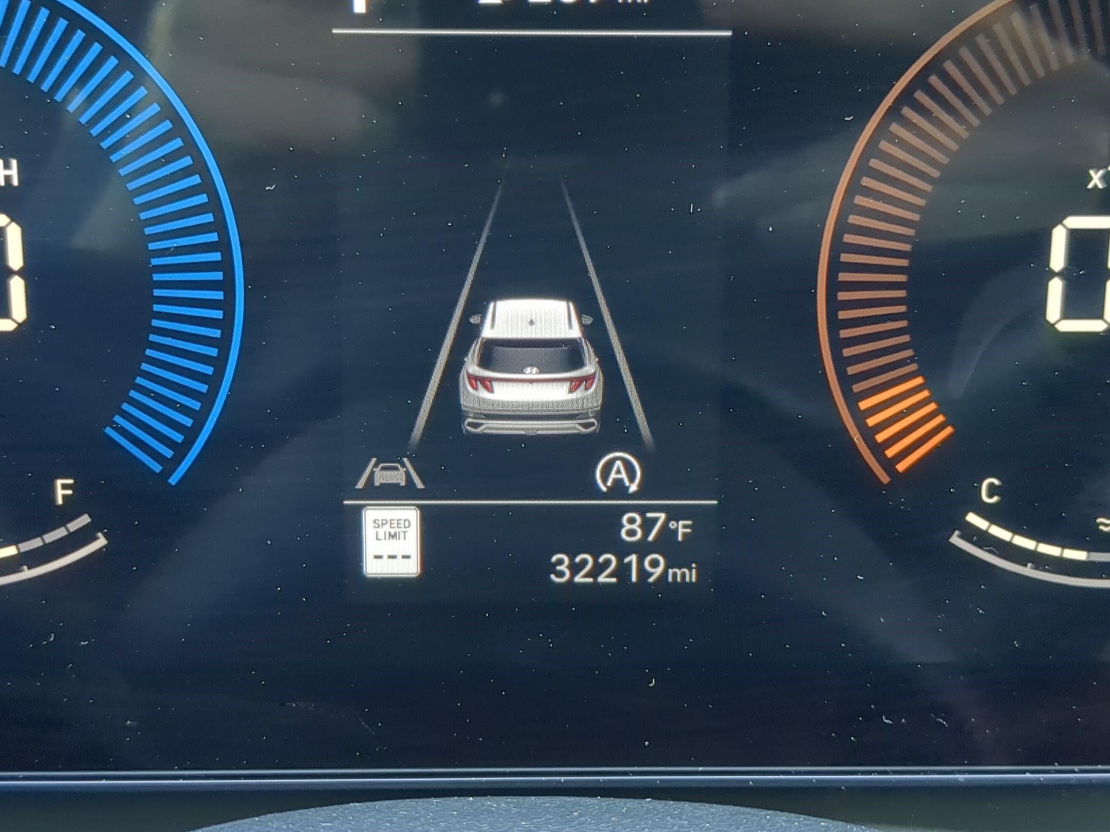2025 Hyundai Tucson SEL - Photo 21