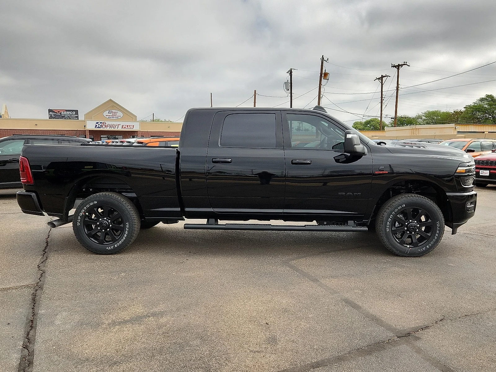 New 2026 PXJ Diamond Bla Ram LARAMIE MEGA CAB 4X4 6