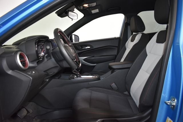 Used 2025 Blue Chevrolet 1RS image 29
