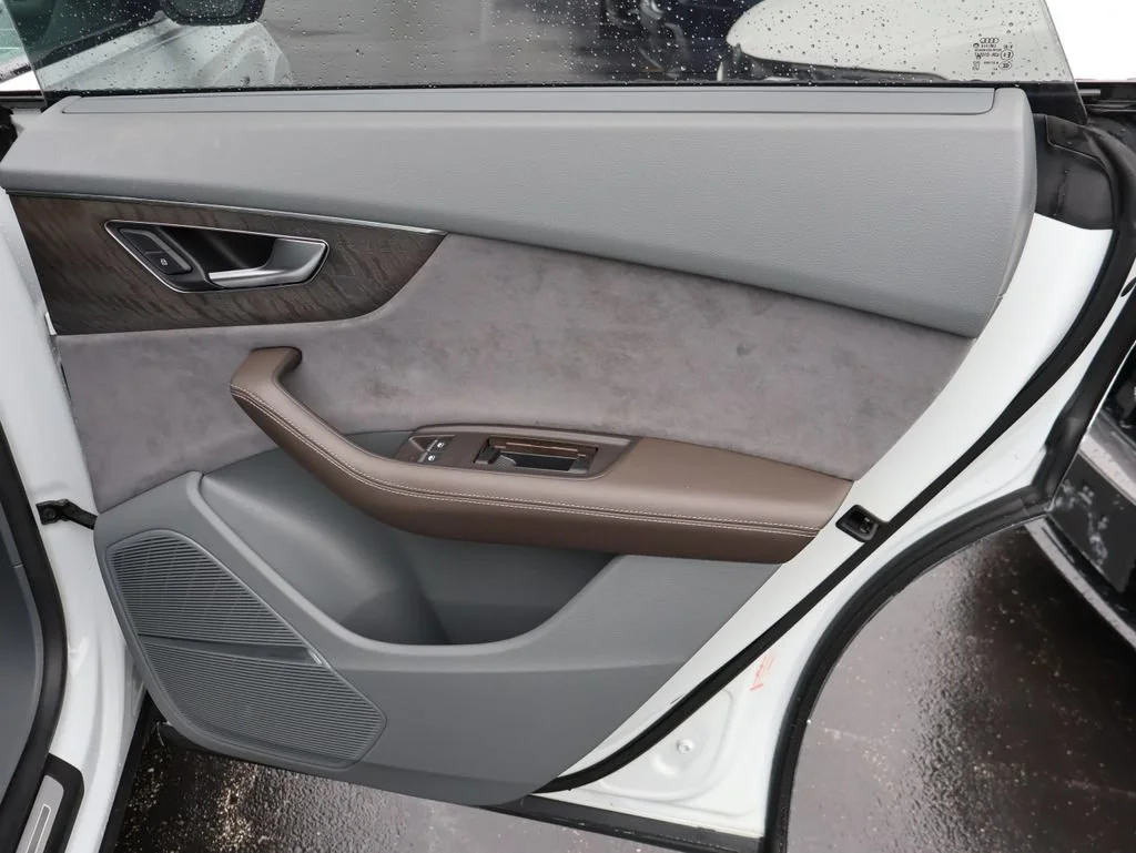 Used 2019 Glacier White Metallic Audi 3.0T Prestige image 17