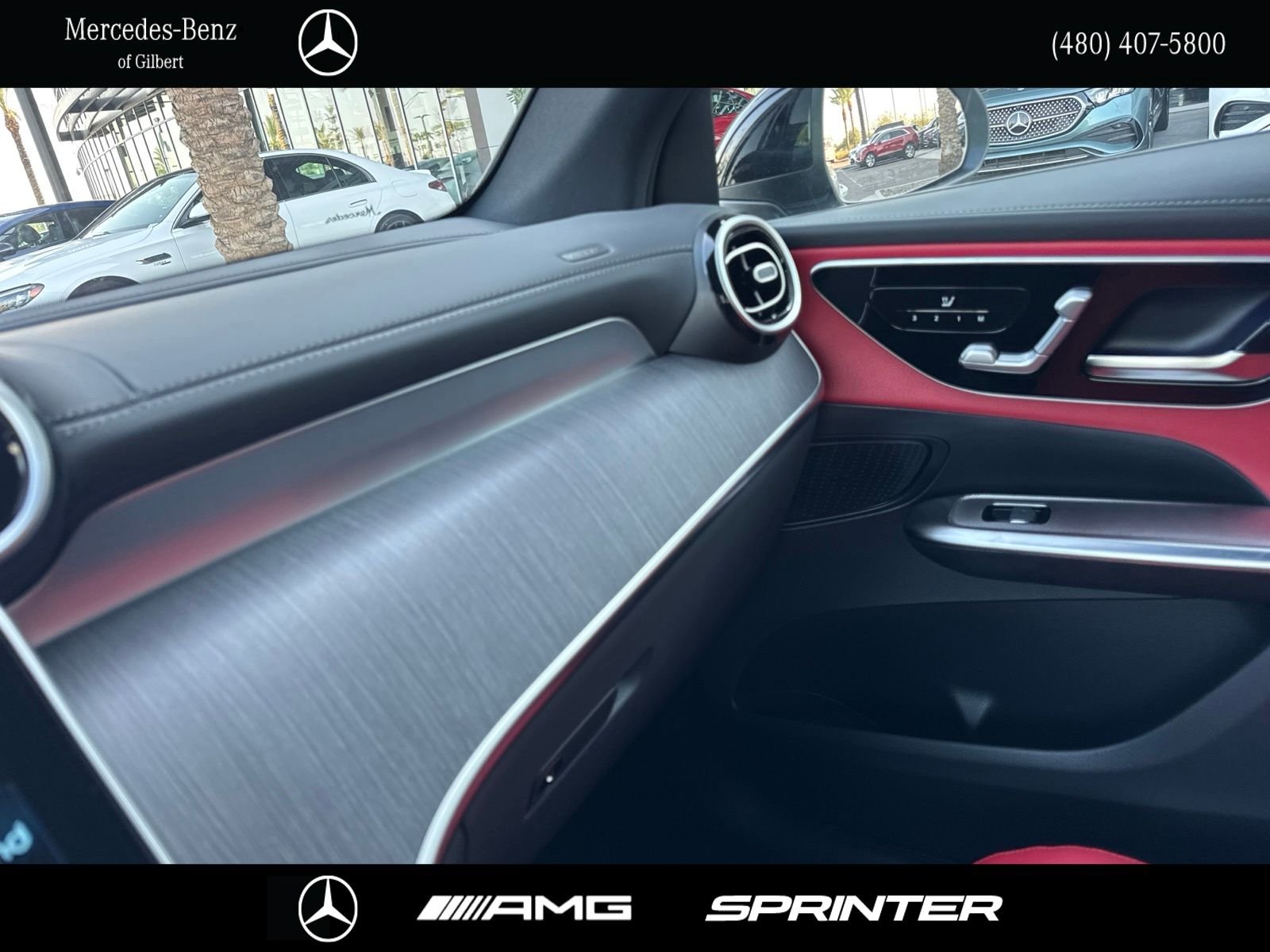 New 2026 Polar White Mercedes-Benz GLC 300 image 25
