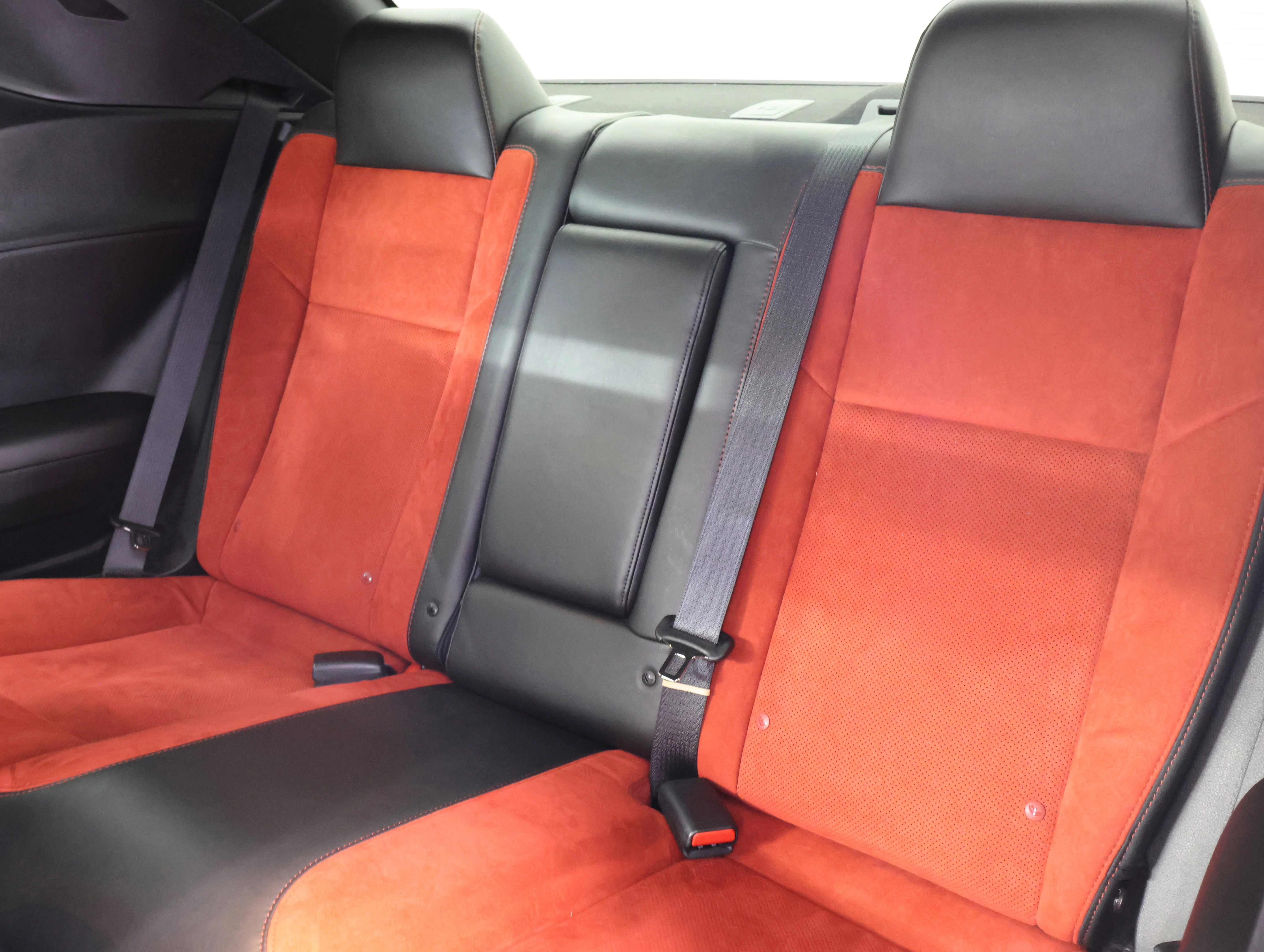 Used 2021 White Knuckle Clearcoat Dodge R/T Scat Pack image 9