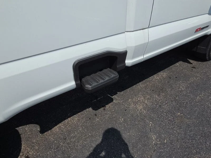New 2026 Oxford White Ford F-250® XL image 14