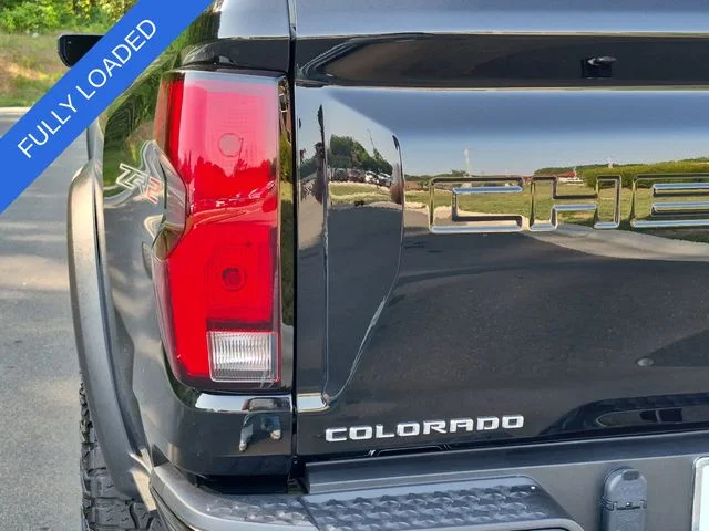 Used 2024 Black Chevrolet ZR2 image 21