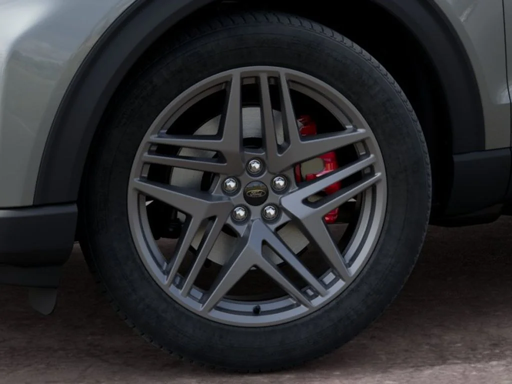 New 2027 Avalanche Gray Ford 4DR 4WD ST image 19