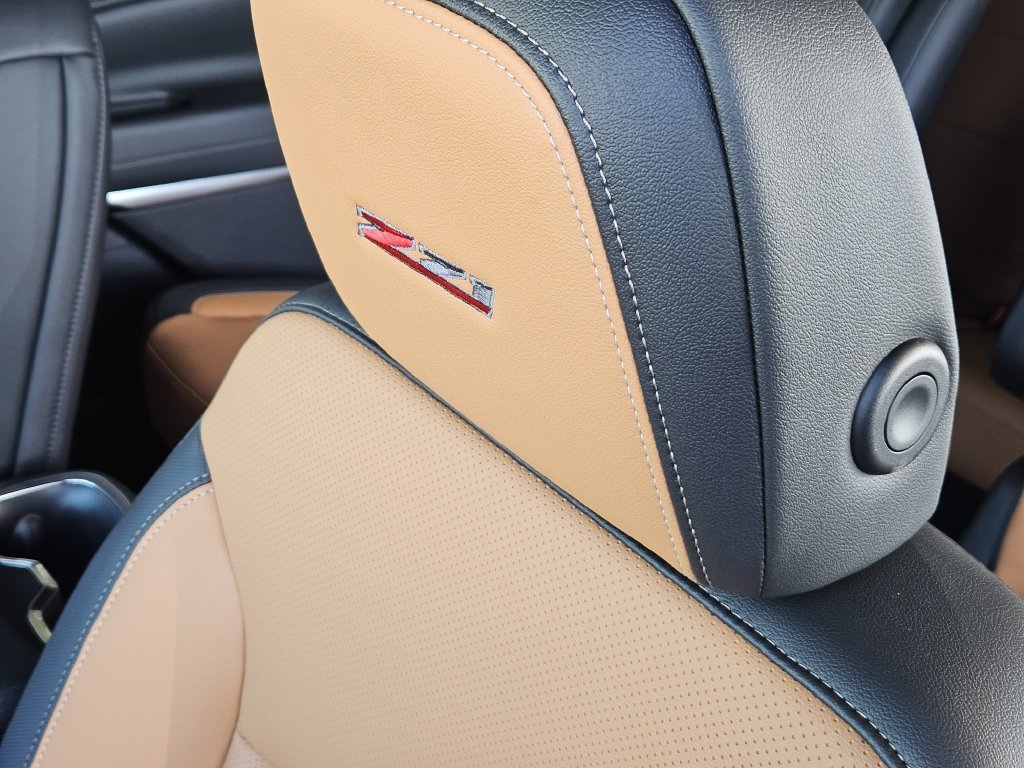 2027 Chevrolet Traverse Z71 - Photo 14