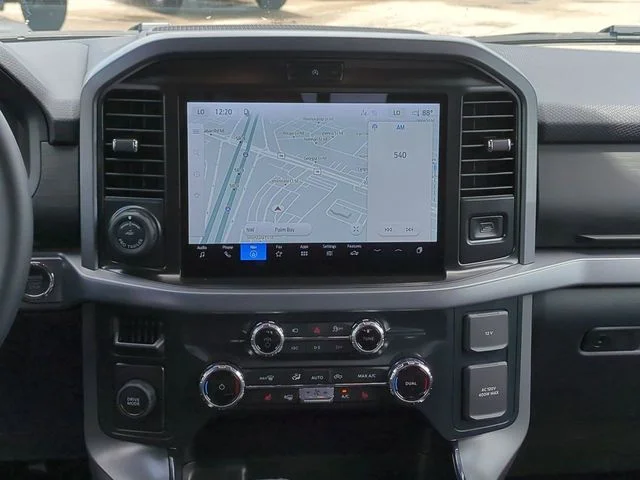 New 2026 Oxford White Ford XLT image 18