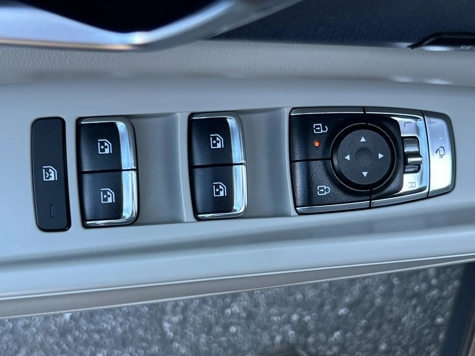 2026 Kia Carnival SX - Photo 11