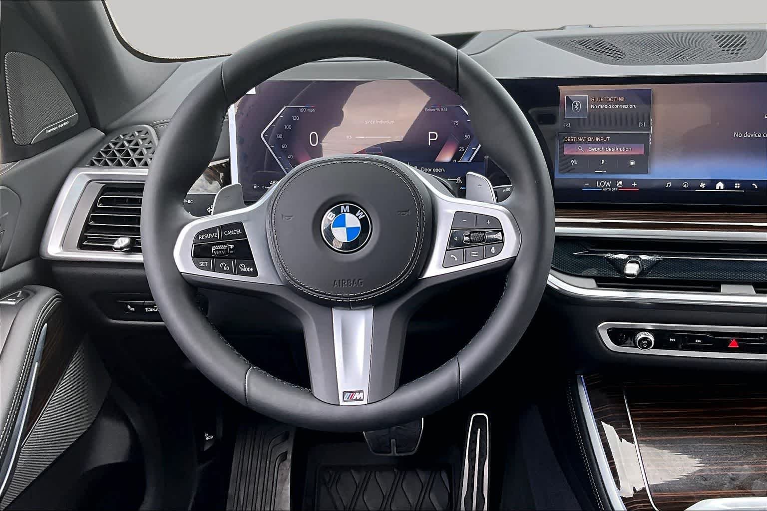 Used 2026 Dravit Grey Metallic BMW xDrive40i image 5