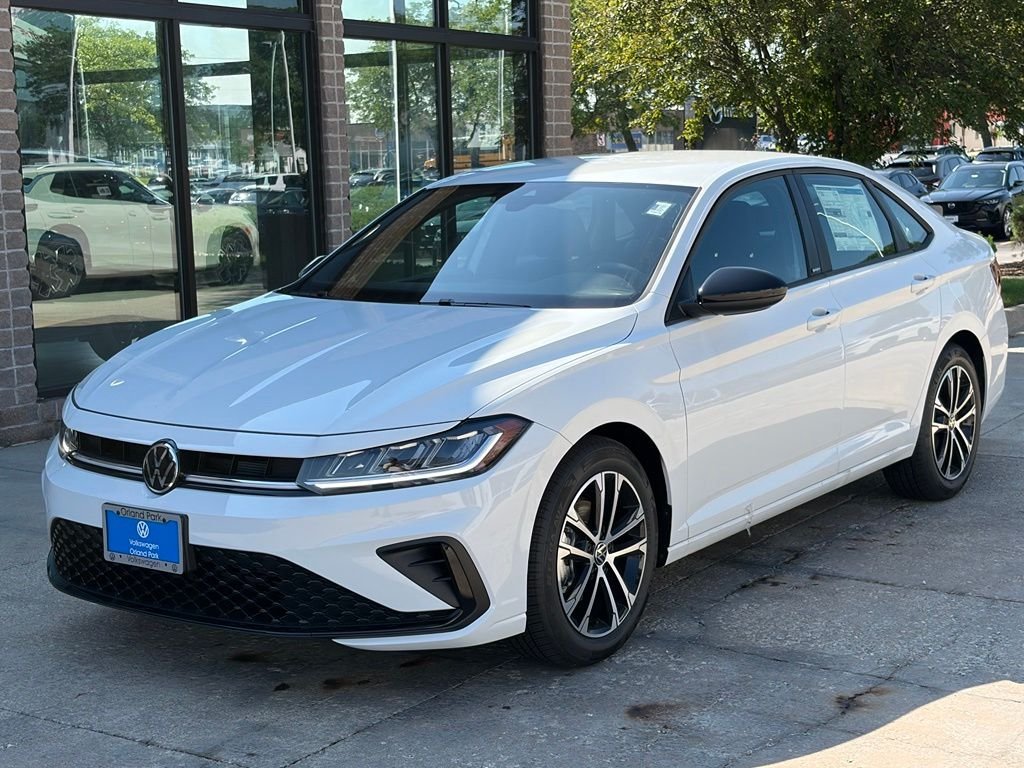 New 2026 Pure White Volkswagen 1.5T Sport  image 9