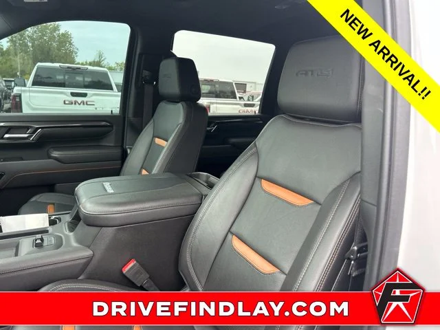 Used 2024 White GMC AT4 image 14