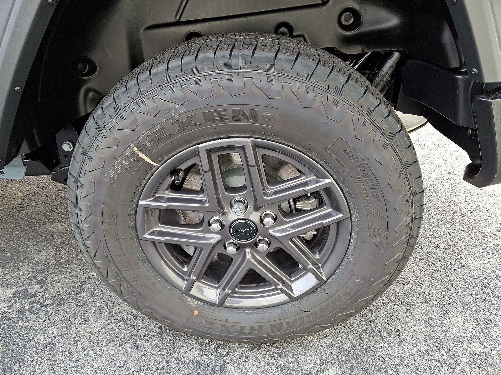 New 2026 Anvil Clear-Coat Exterior Paint Jeep Sport S image 6