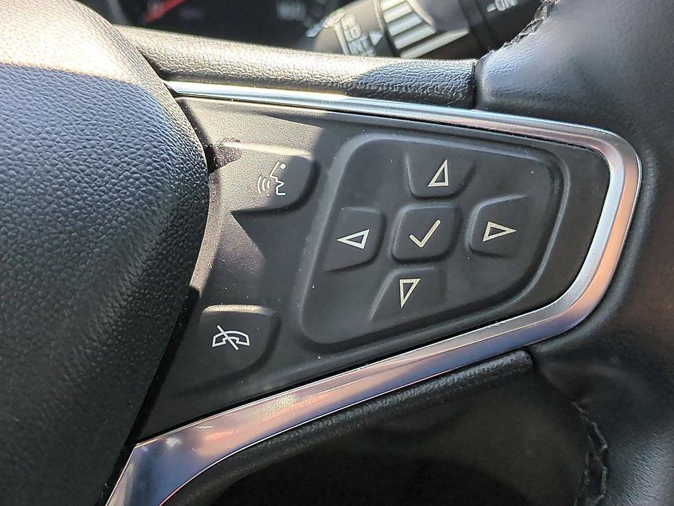 Used 2024 Sterling Gray Metallic Chevrolet LT image 17