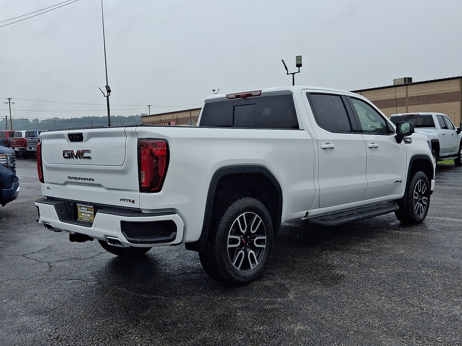 2026 GMC Sierra 1500 AT4 - Photo 7