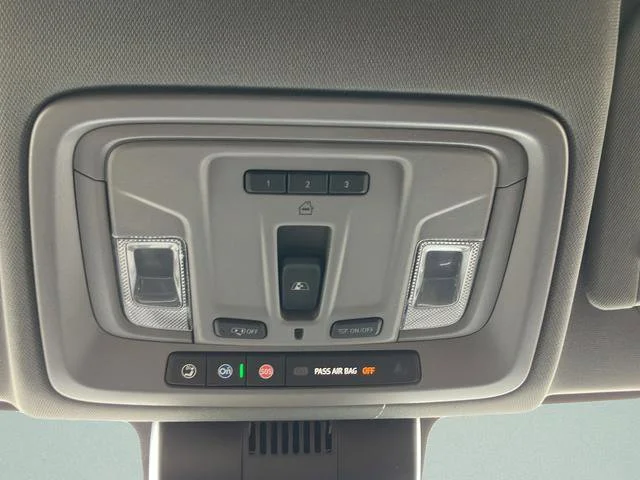 2026 GMC Sierra 1500 SLT - Photo 22