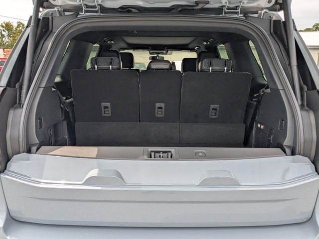 New 2025 Glacier Gray Metallic Tri-Coat Ford TREMOR® image 14