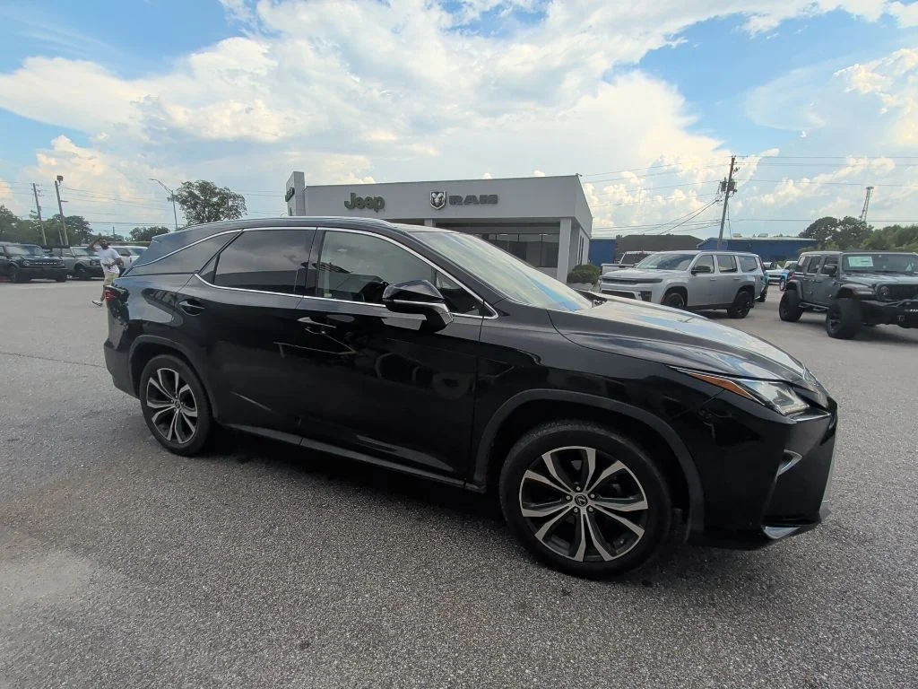 Used 2019 Black Lexus 350L image 4