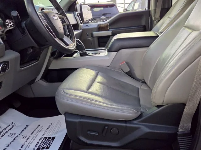 Used 2019 Silver Ford Lariat image 7