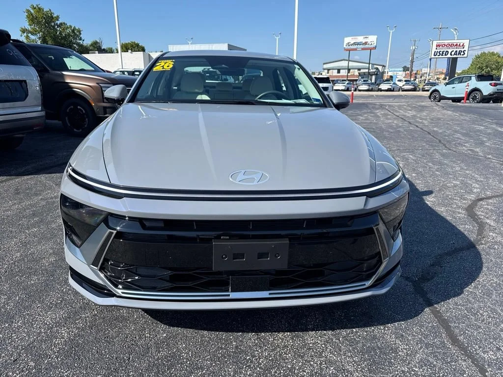 Used 2026 Transmission Bl Hyundai SEL Sport image 2