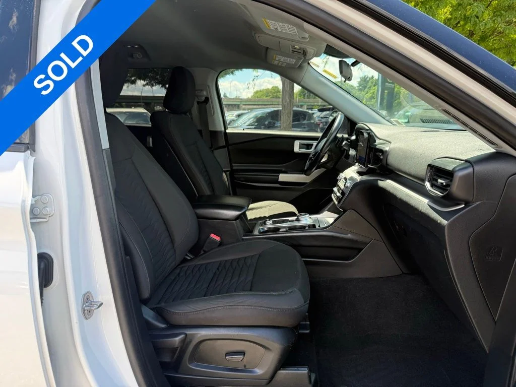 Used 2020 White Ford XLT image 30