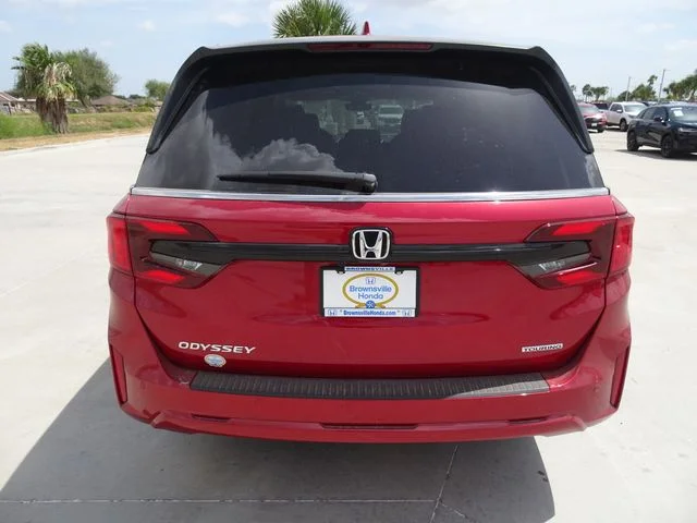New 2027 Radiant Red Metallic II Honda Touring image 5
