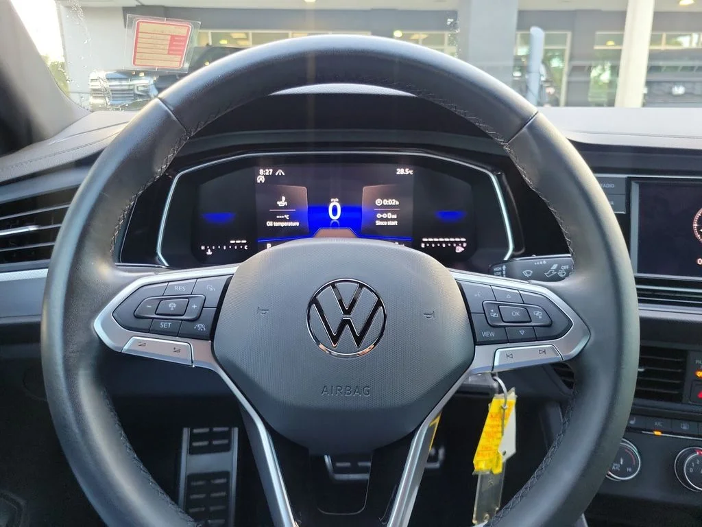 Used 2024 Gray Volkswagen 1.5T Sport image 14