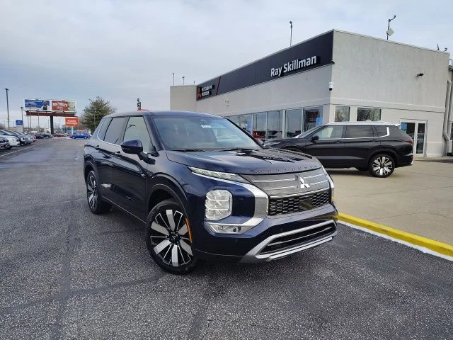 2026 Mitsubishi Outlander SE S-AWC's photo