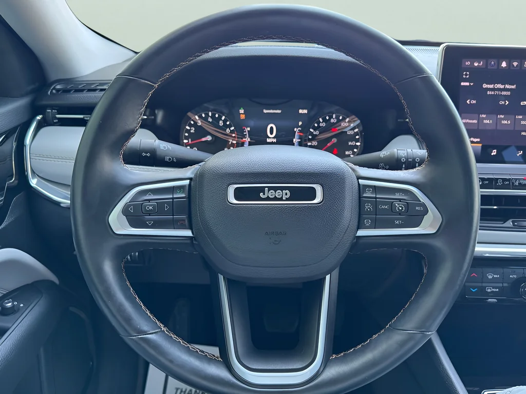 Used 2022 Gray Jeep Limited image 16