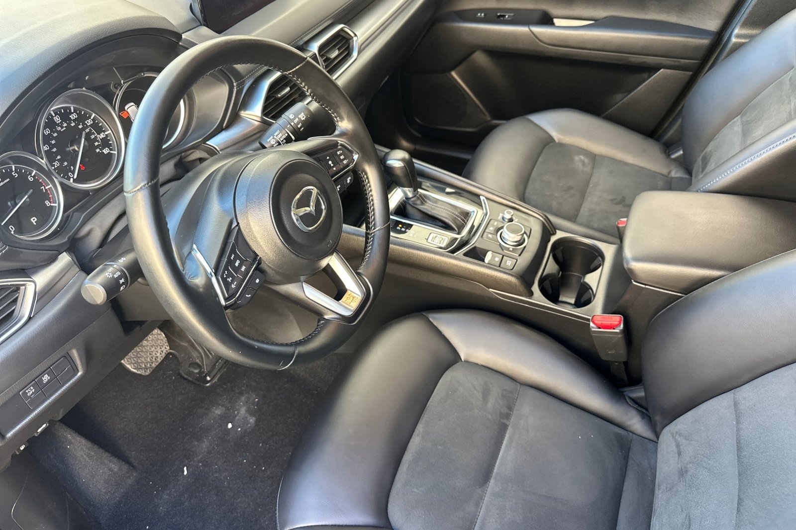 Used 2020 GREY Mazda Touring image 9