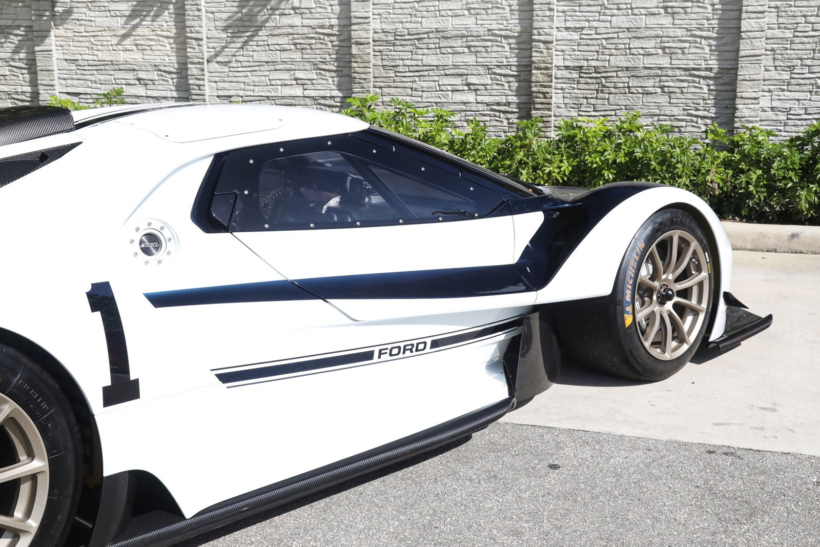Used 2023 White Ford  image 17