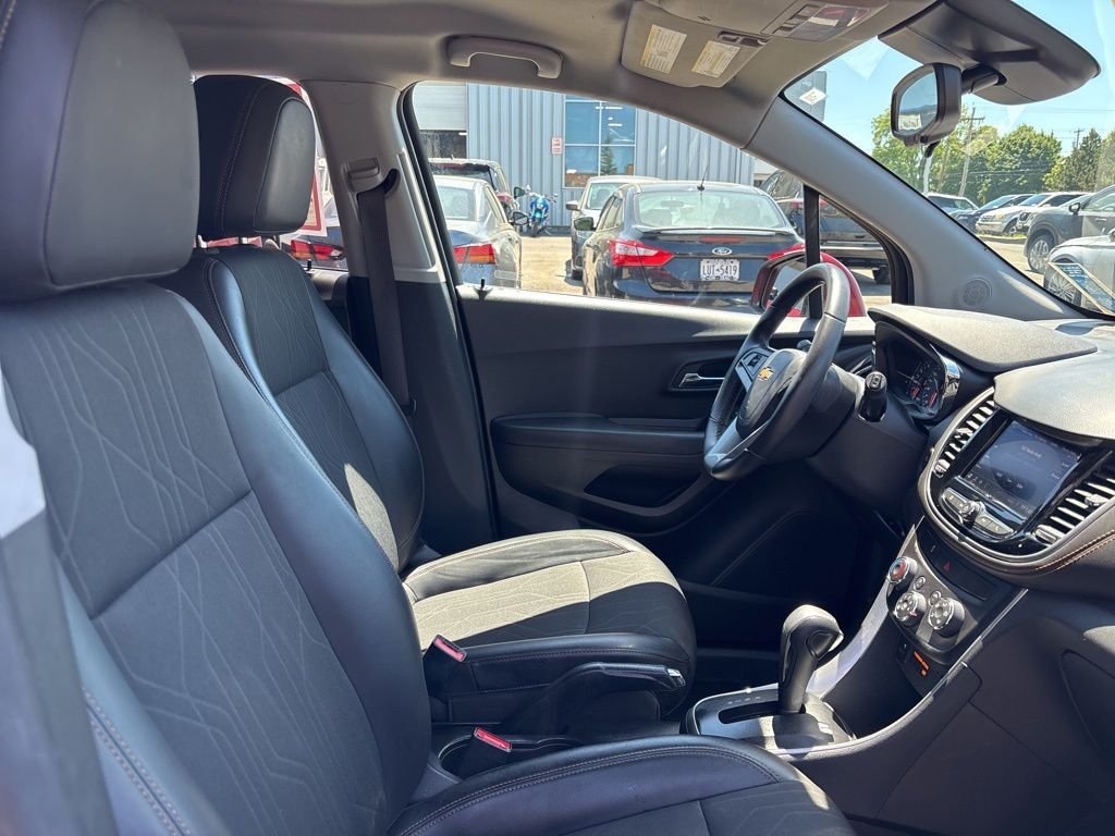 Used 2021 Red Chevrolet LT image 20