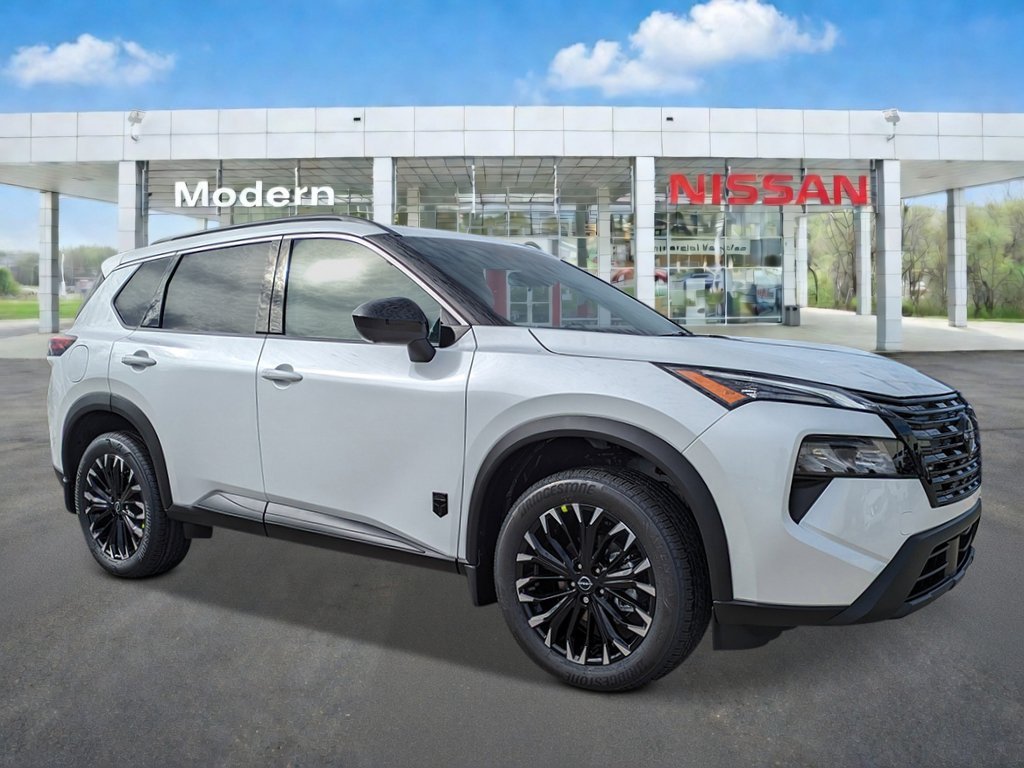 New 2026 Everest White Pearl TriCoat Nissan Dark Armor™ image 7