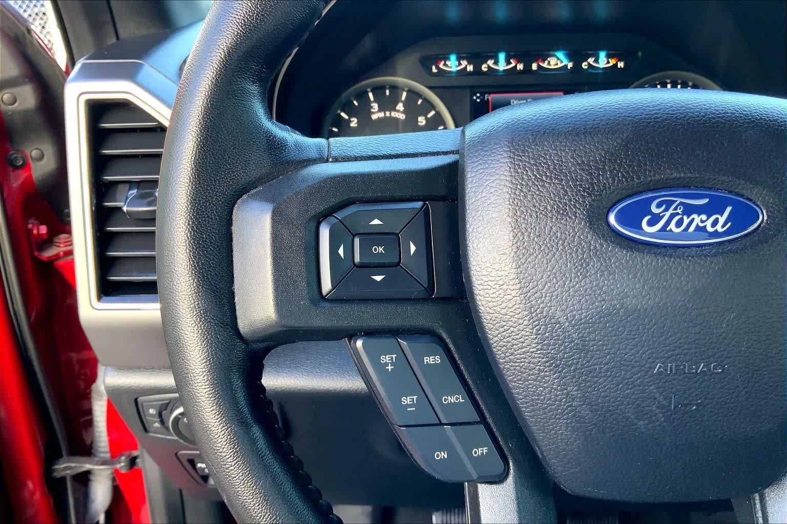 Used 2020 Rapid Red Metallic Tinted Clearcoat Ford XLT image 24