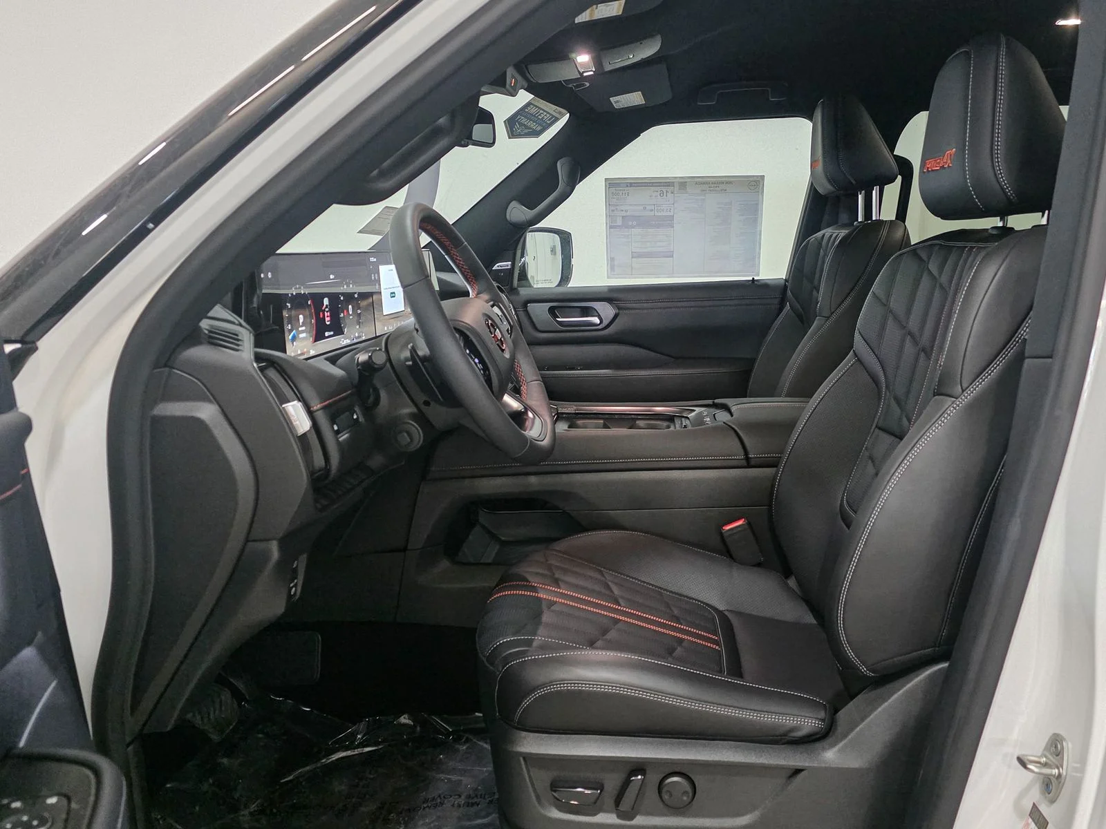 2026 Nissan Armada PRO-4X - Photo 20